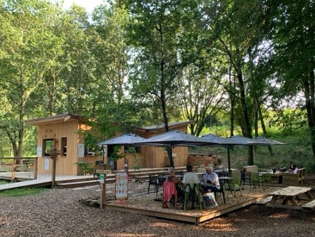 espace snack détente au parc Adrenature